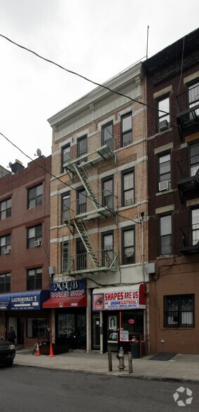 347 Linden St, Brooklyn, NY à louer - Photo du bâtiment - Image 2 de 10