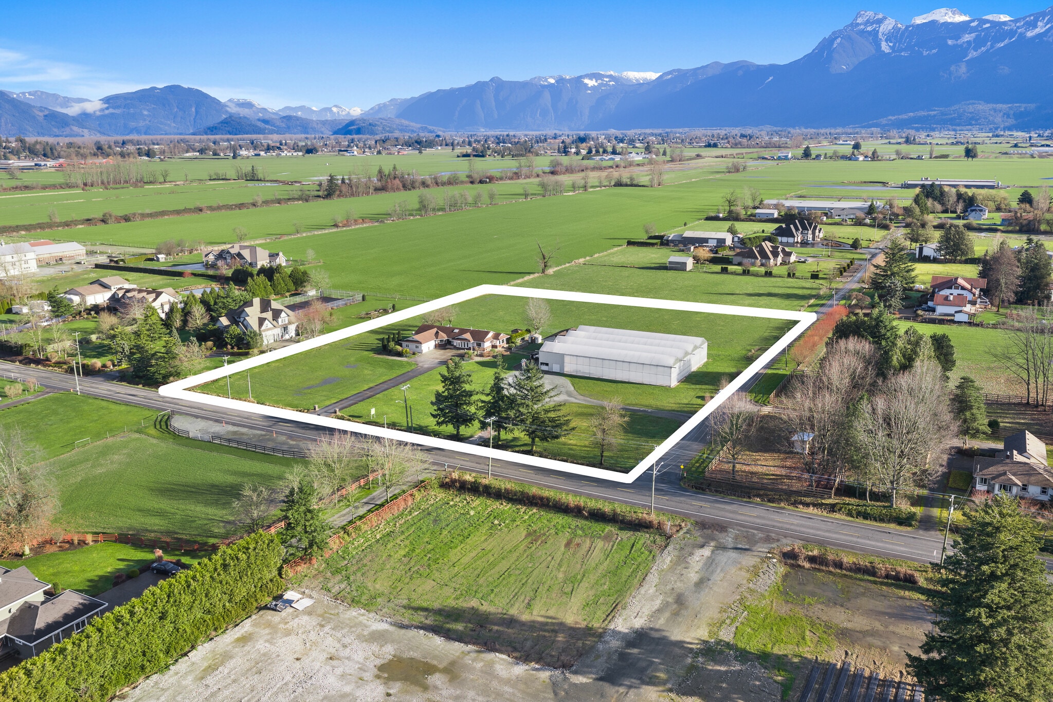 8980 Prest Rd, Chilliwack, BC à vendre Photo principale- Image 1 de 76