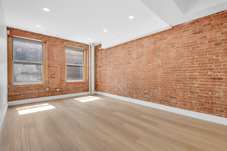 132 Mulberry St, New York, NY for lease Interior Photo- Image 2 of 25