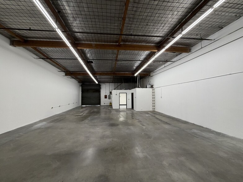 380 W Martin Luther King Blvd, Los Angeles, CA for lease - Building Photo - Image 3 of 9