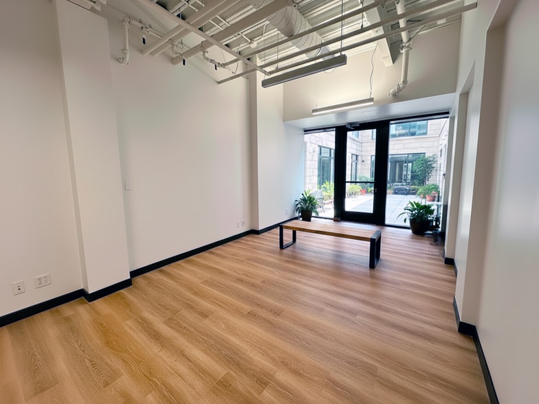 3221 Donald Douglas Loop S, Santa Monica, CA à louer - Photo du bâtiment - Image 3 de 8