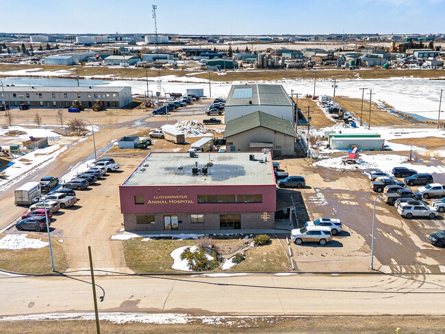 More details for 6002 50 Ave, Lloydminster, AB - Retail for Sale
