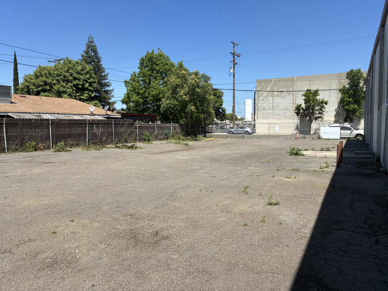 2 W Worth St, Stockton, CA for lease - Building Photo - Image 3 of 3