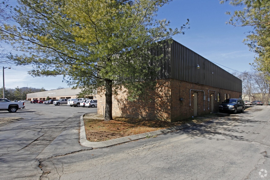 105 Southeast Pky, Franklin, TN à vendre - Photo du bâtiment - Image 3 de 14