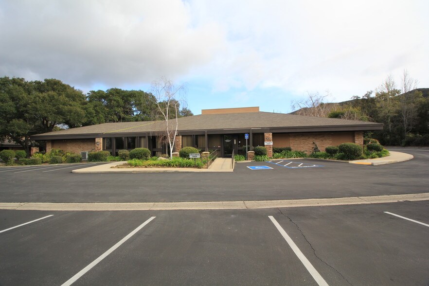 317-325 S Moorpark Rd, Thousand Oaks, CA à louer - Photo du bâtiment - Image 3 de 8