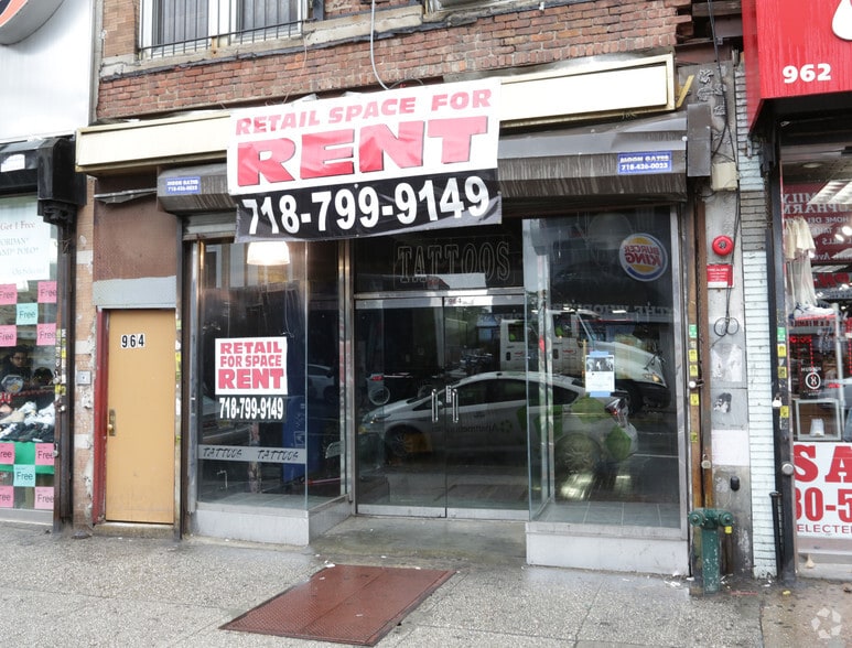 964 Flatbush Ave, Brooklyn, NY à vendre - Photo du bâtiment - Image 3 de 8