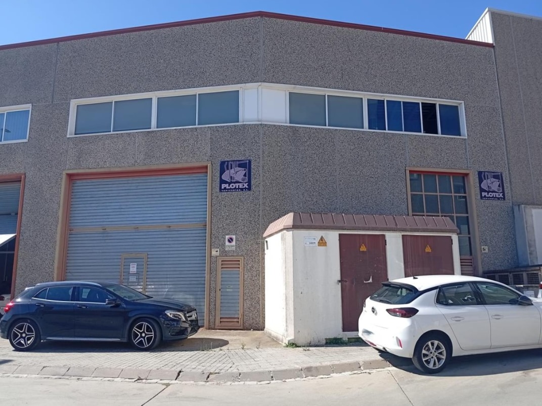 Arenys de Munt, BAR 08358 - Unit Esc. 1, Puerta 01 - - Interior Photo - Image 2 of 4