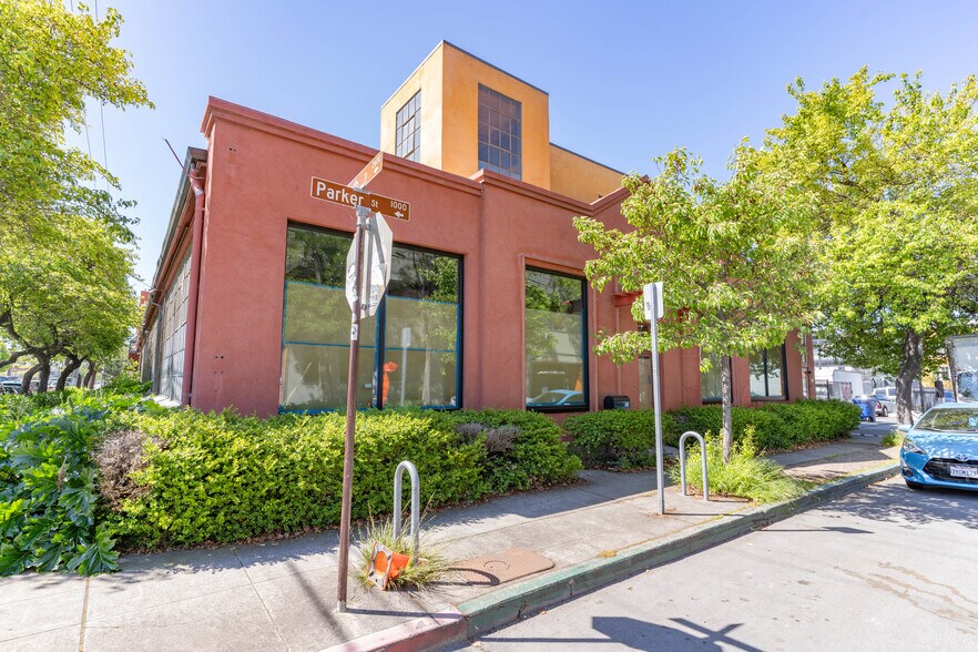 950 Parker St, Berkeley, CA for lease - Building Photo - Image 1 of 10