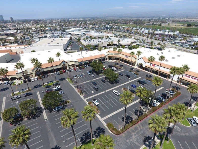 1801-1941 E Ventura Blvd, Oxnard, CA for lease - Aerial - Image 2 of 3