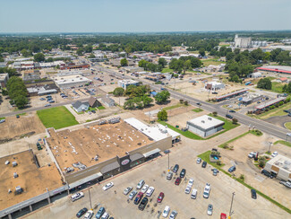 Plus de détails pour 406 E Sunflower Rd, Cleveland, MS - Terrain à louer