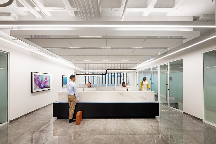 1120 Avenue of the Americas, New York, NY for lease - Lobby - Image 2 of 15