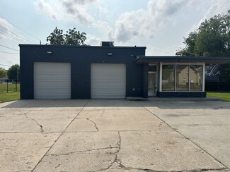 Plus de détails pour 2820 N 24th St, Omaha, NE - Bureau/Commerce de détail à louer