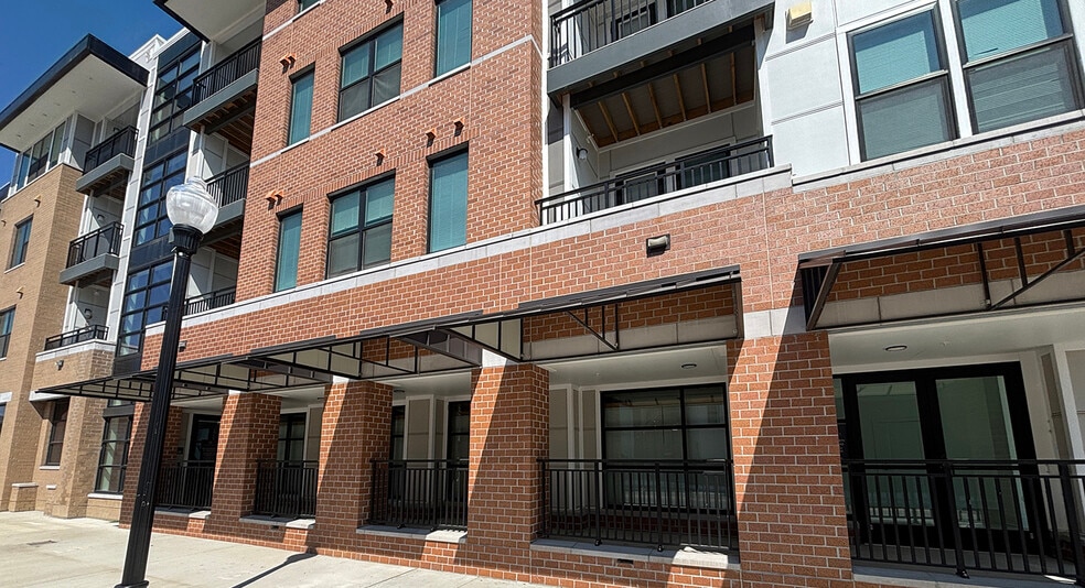 451 Church St, Norfolk, VA for lease - Building Photo - Image 3 of 47