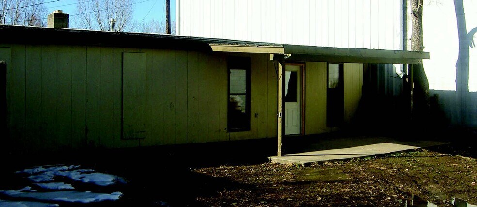 1236 1/2 Main St, Longmont, CO à louer - Photo du bâtiment - Image 2 de 2