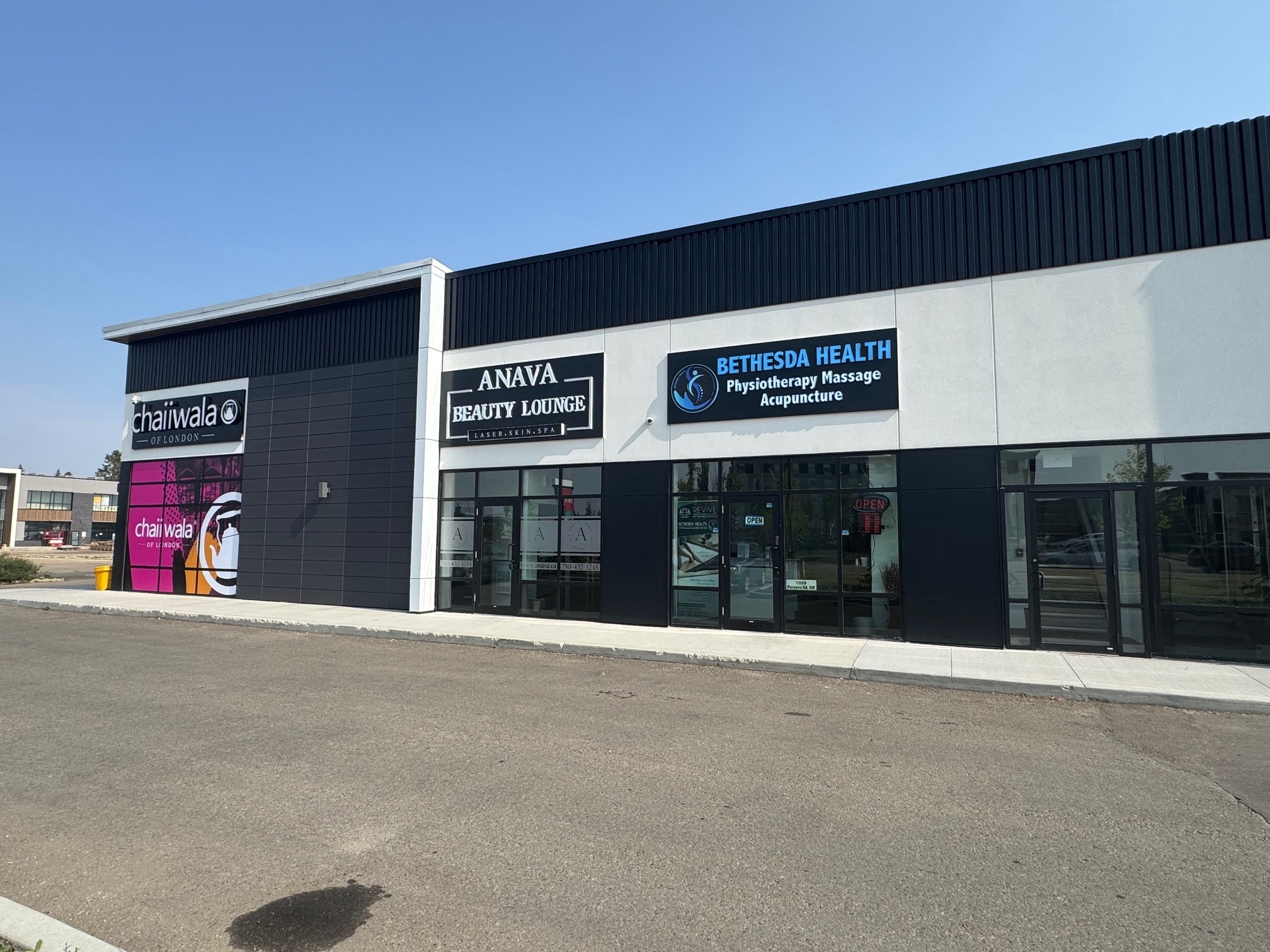 931-1079 Parsons Rd SW, Edmonton, AB à louer Photo du bâtiment- Image 1 de 1