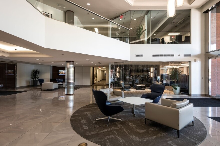 4110 N Scottsdale Rd, Scottsdale, AZ for lease - Lobby - Image 2 of 6