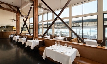 Pier 7 The Embarcadero, San Francisco, CA à louer Photo intérieure- Image 2 de 3