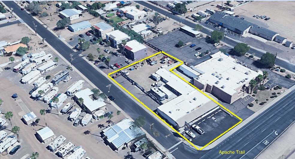 1880 W Apache Trl, Apache Junction, AZ à vendre - Photo du bâtiment - Image 2 de 16