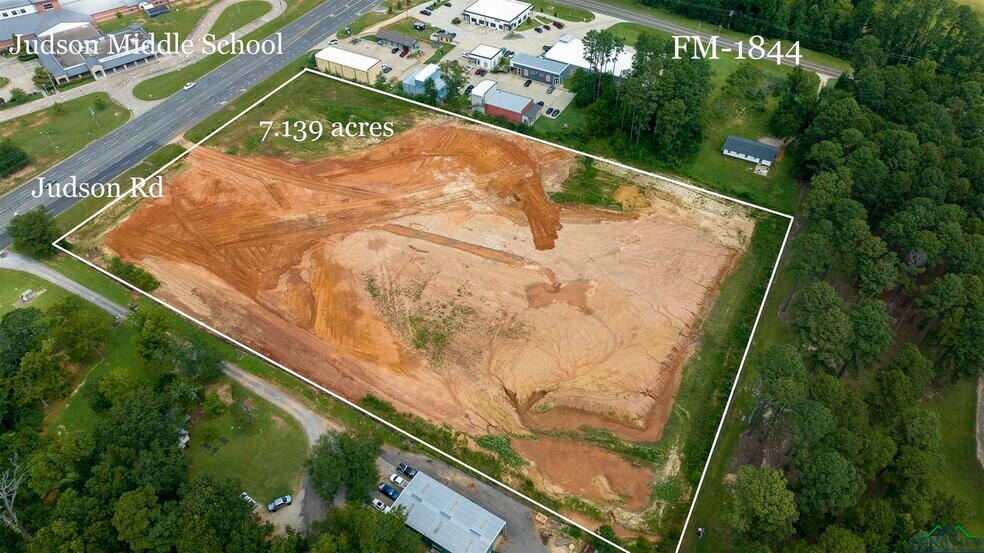 5300 Judson Rd, Longview, TX à vendre - Photo du bâtiment - Image 2 de 2