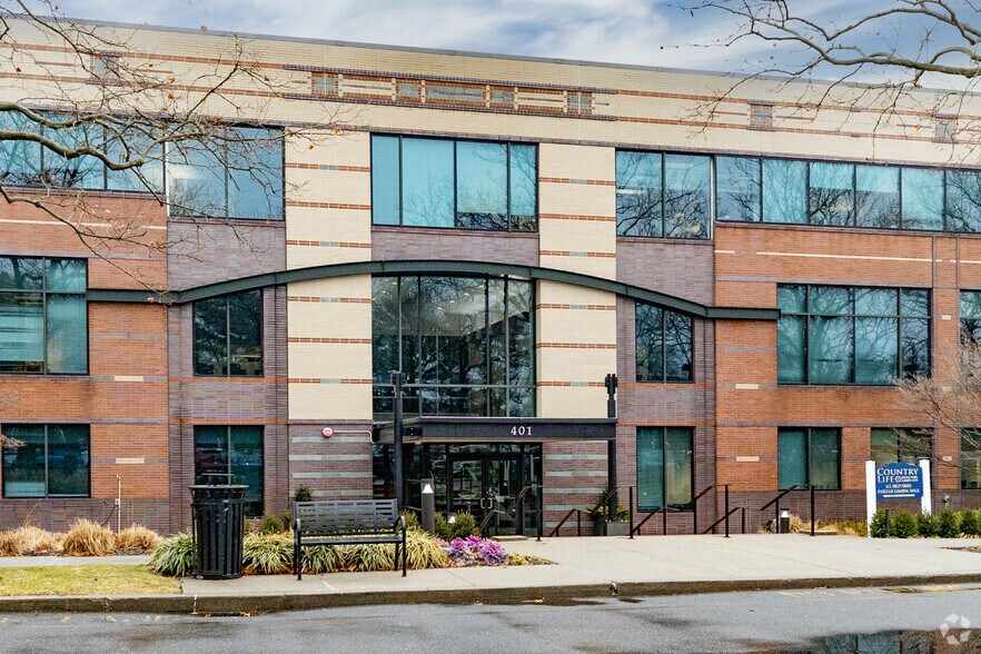 401 Franklin Ave, Garden City, NY for lease - Building Photo - Image 3 of 14