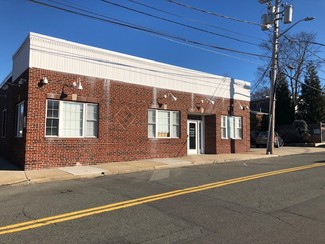 Plus de détails pour 744 E Squantum St, Quincy, MA - Bureau à vendre