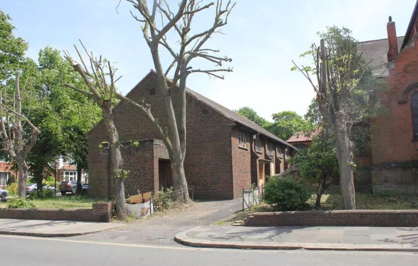 Barcombe Av, London for sale Building Photo- Image 1 of 1