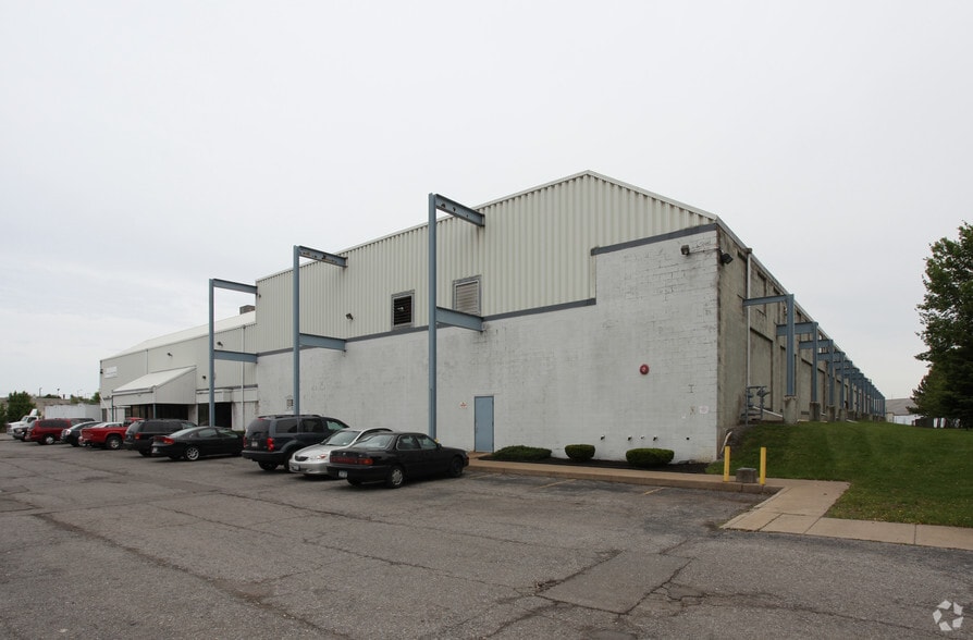 18 Champeney Ter, Rochester, NY for lease - Building Photo - Image 2 of 3