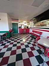 643 Cape Coral Pky E, Cape Coral, FL for lease Building Photo- Image 1 of 11