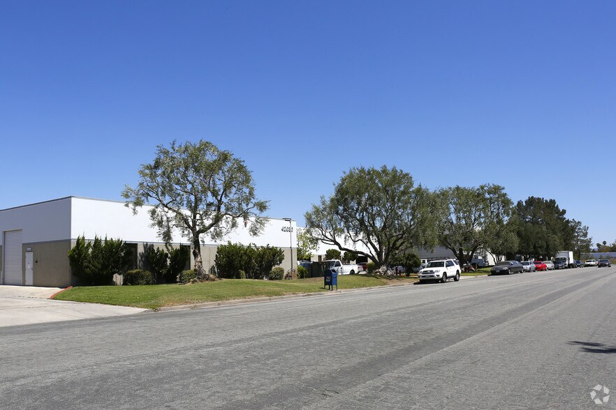 42030 Avenida Alvarado, Temecula, CA for lease - Building Photo - Image 3 of 3