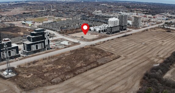 23-24 Block, Oakville, ON à vendre - Photo du bâtiment - Image 3 de 5