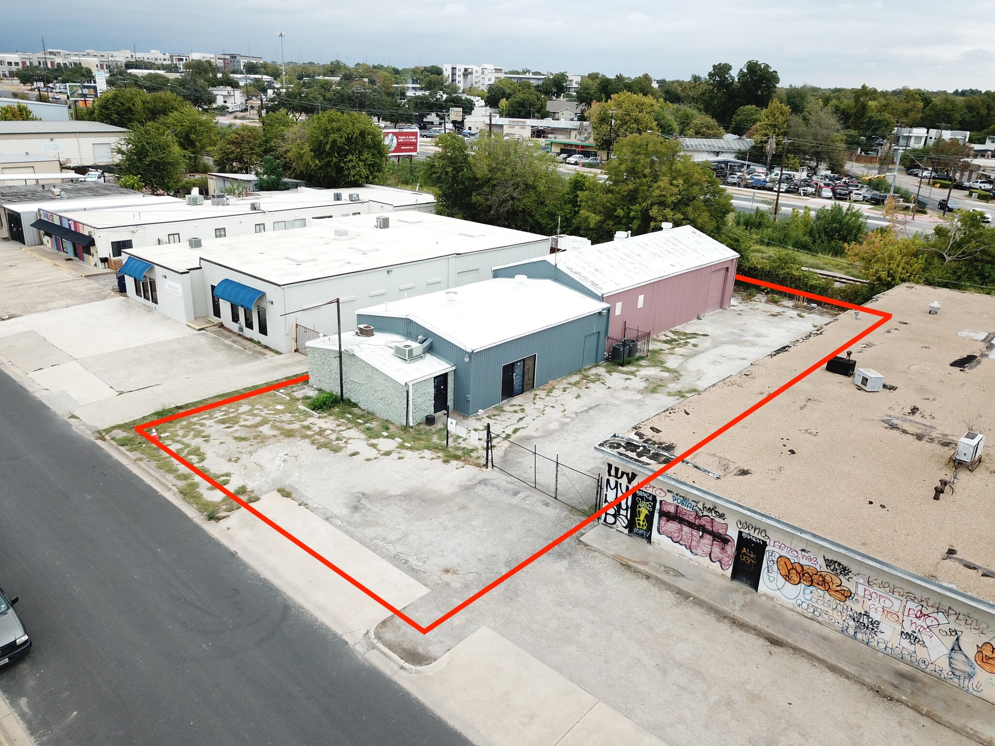 620 Canion St, Austin, TX for lease Building Photo- Image 1 of 12