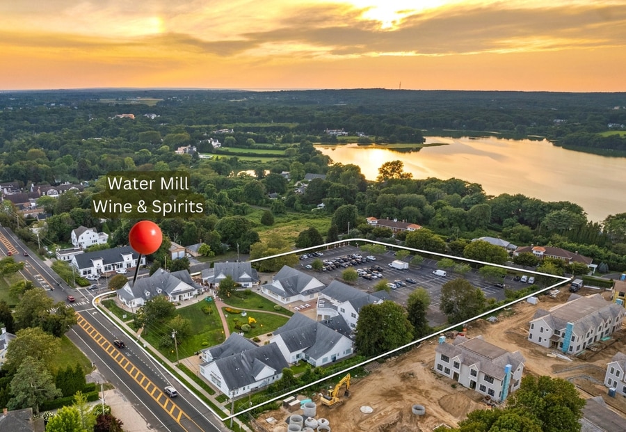760 Montauk Hwy, Water Mill, NY for lease Primary Photo- Image 1 of 8
