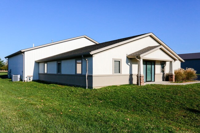 More details for 345 Huls Dr, Englewood, OH - Office for Lease