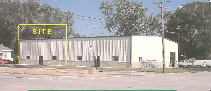 300-302 Edmund St, East Peoria, IL for lease - Building Photo - Image 2 of 6