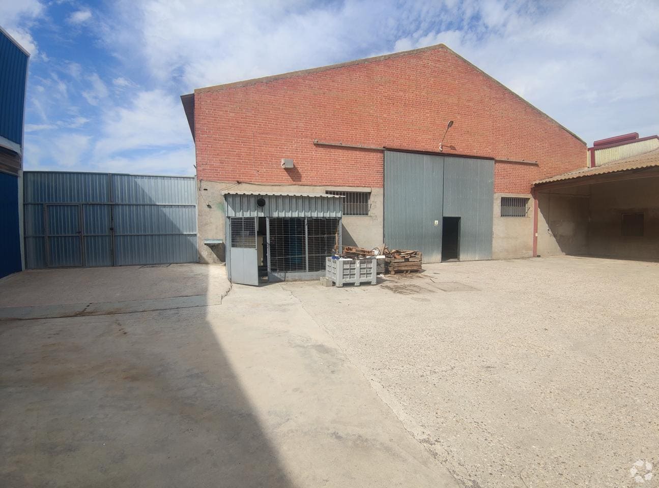 Industrial in Villasequilla, Toledo for sale Primary Photo- Image 1 of 33