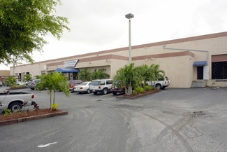 Plus de détails pour 1730 W 38th Pl, Hialeah, FL - Industriel à louer