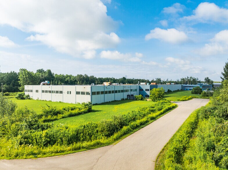 500 Rue Léger, Riviere-beaudette, QC à vendre - Photo du bâtiment - Image 2 de 14