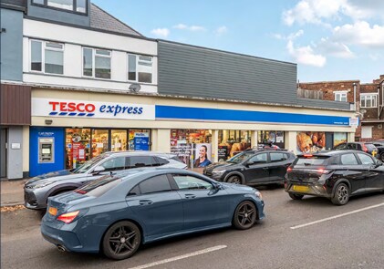 395-405 Brentwood Rd, Romford à vendre Photo principale- Image 1 de 3