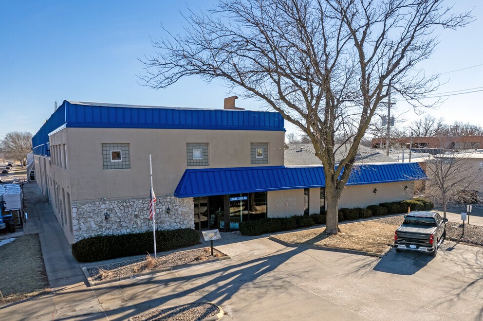 138 N 16th St, Blair, NE à vendre Photo du bâtiment- Image 1 de 15