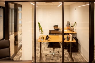 221 W 10th St, Wilmington, DE for lease Interior Photo- Image 2 of 7