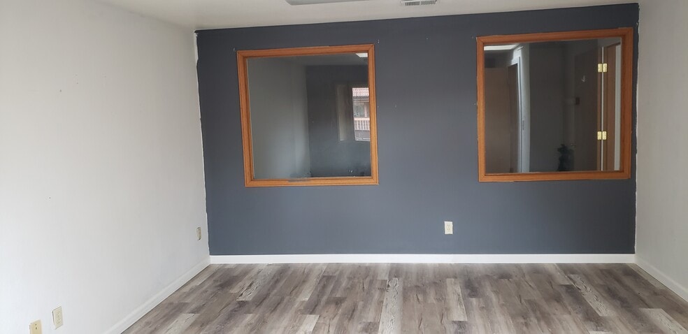 18407 Pacific Ave S, Spanaway, WA à louer - Photo du bâtiment - Image 3 de 14