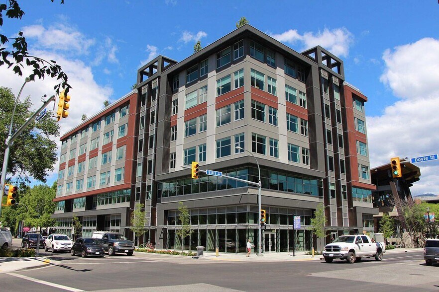 460 Doyle Ave, Kelowna, BC à louer - Photo du bâtiment - Image 1 de 8