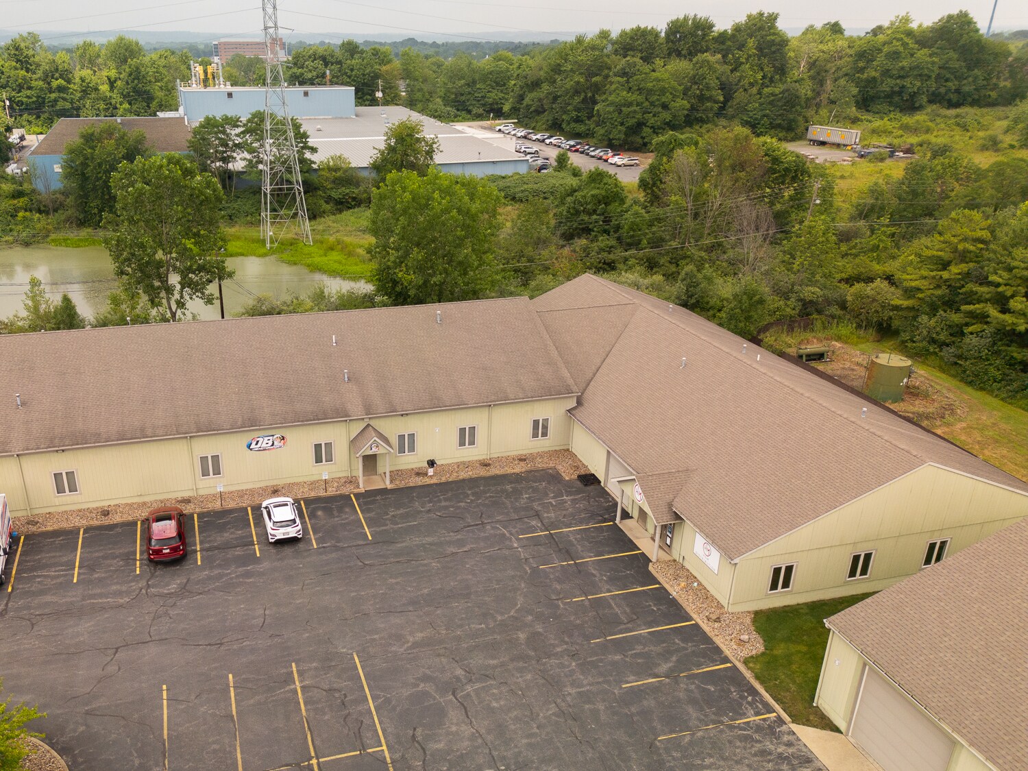 493 Bev Rd, Youngstown, OH à vendre Photo du bâtiment- Image 1 de 33