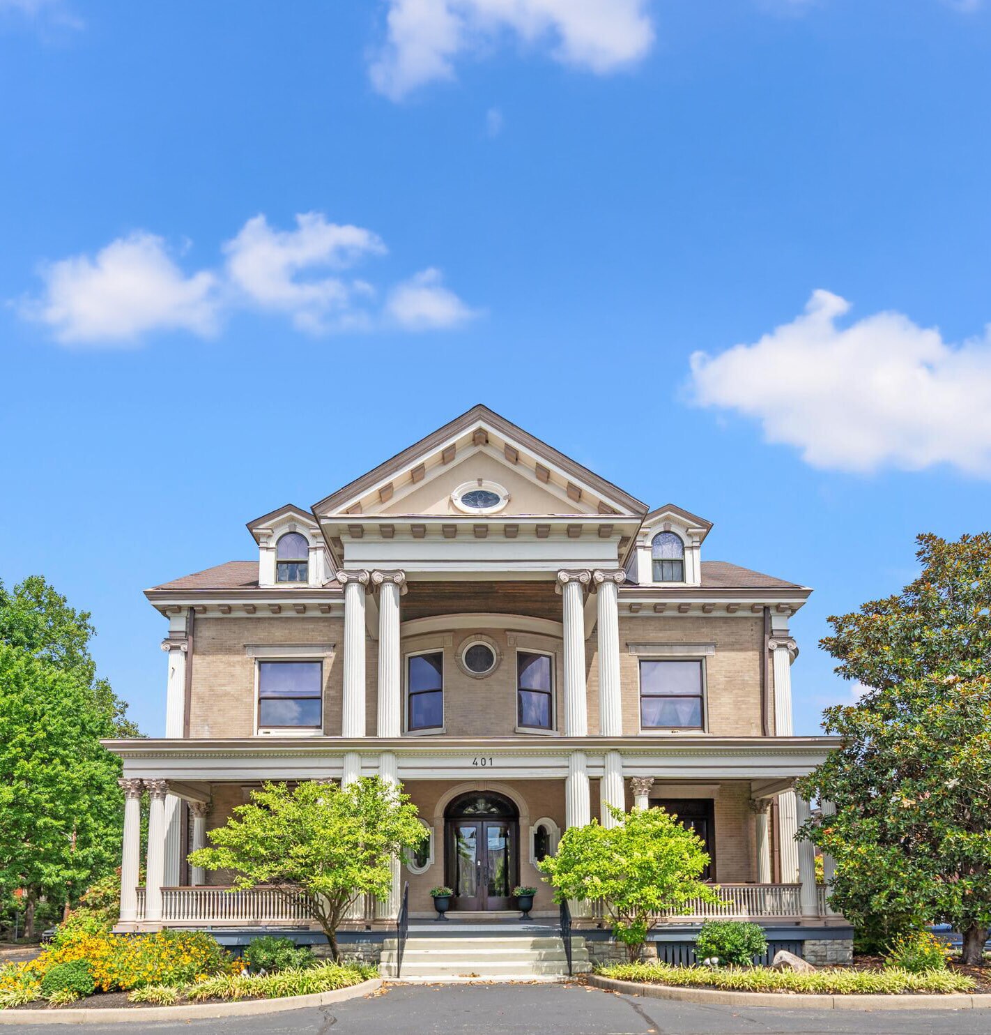 401 Park Ave, Newport, KY à vendre Photo du bâtiment- Image 1 de 26