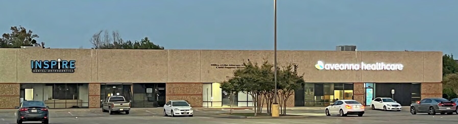 930 W Centerville Rd, Garland, TX à louer Photo du bâtiment- Image 1 de 2