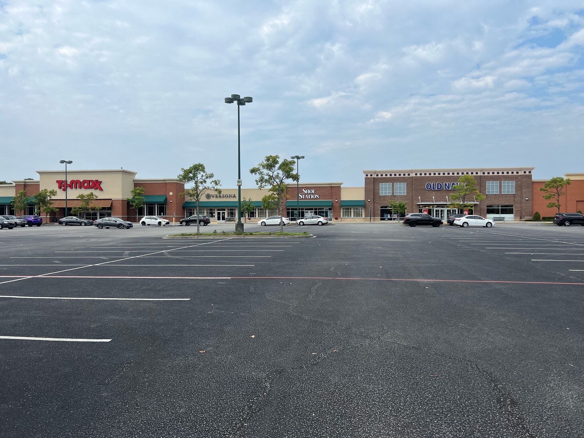 481 Town Center Pl, Columbia, SC for lease Primary Photo- Image 1 of 5