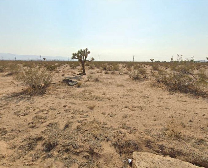 Joshua Ave, Adelanto, CA for sale - Primary Photo - Image 1 of 1