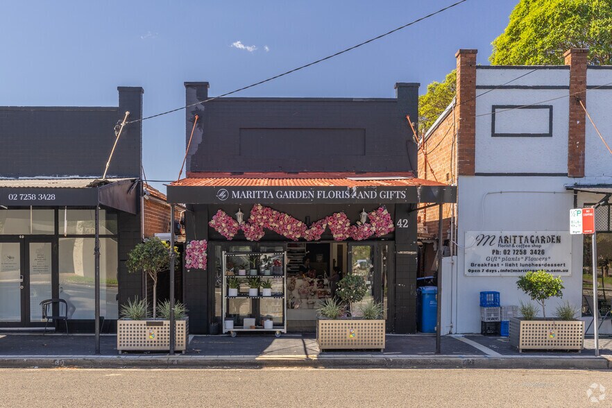 42 Claremont Rd, Burwood Heights for sale - Building Photo - Image 3 of 5