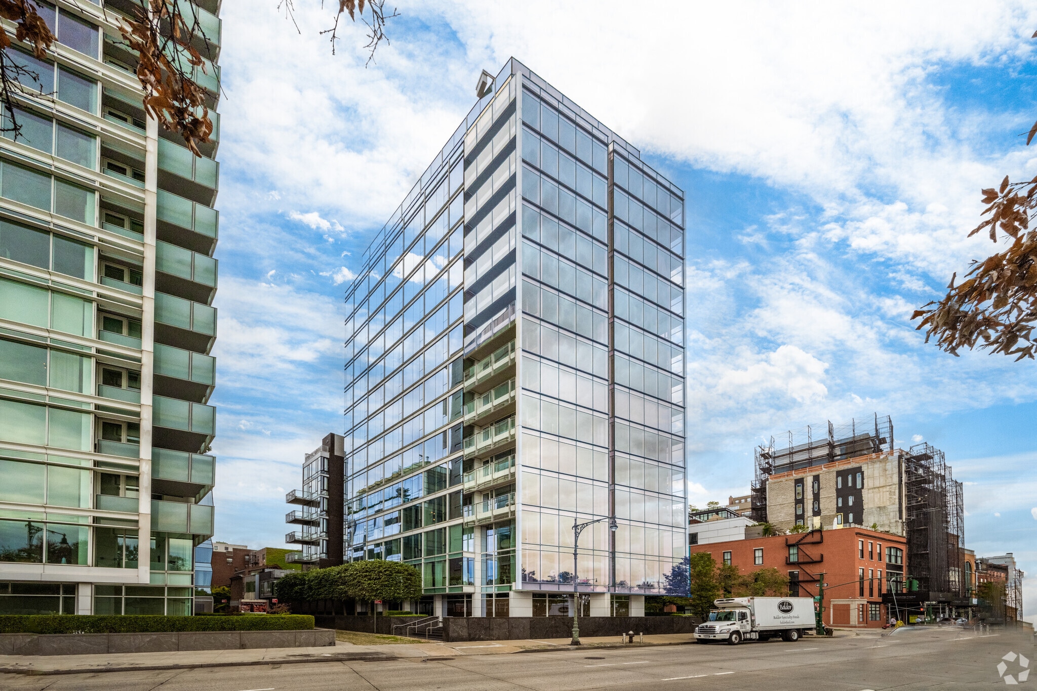 165 Charles St, New York, NY for sale Primary Photo- Image 1 of 5