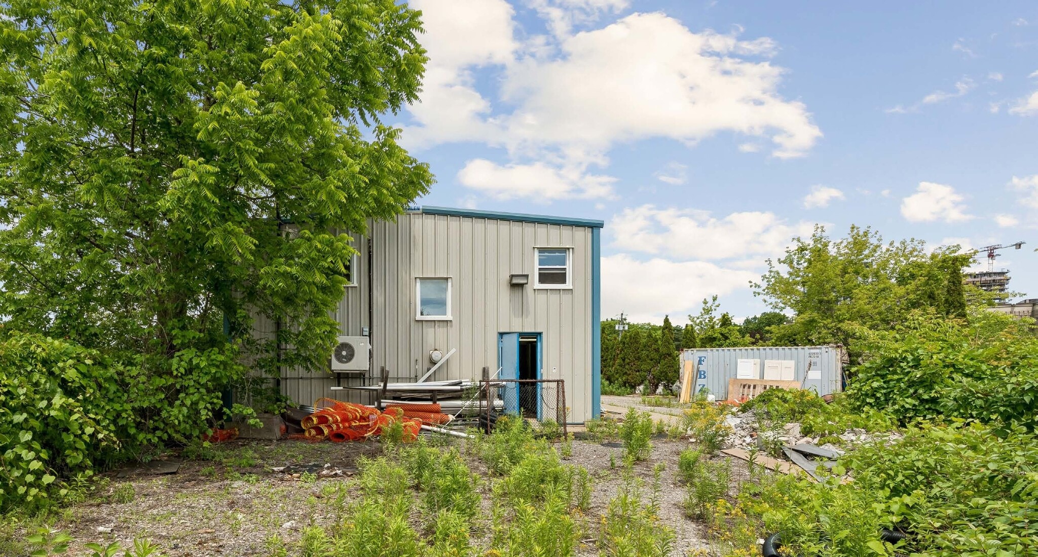930 Brant St, Burlington, ON for lease Building Photo- Image 1 of 12